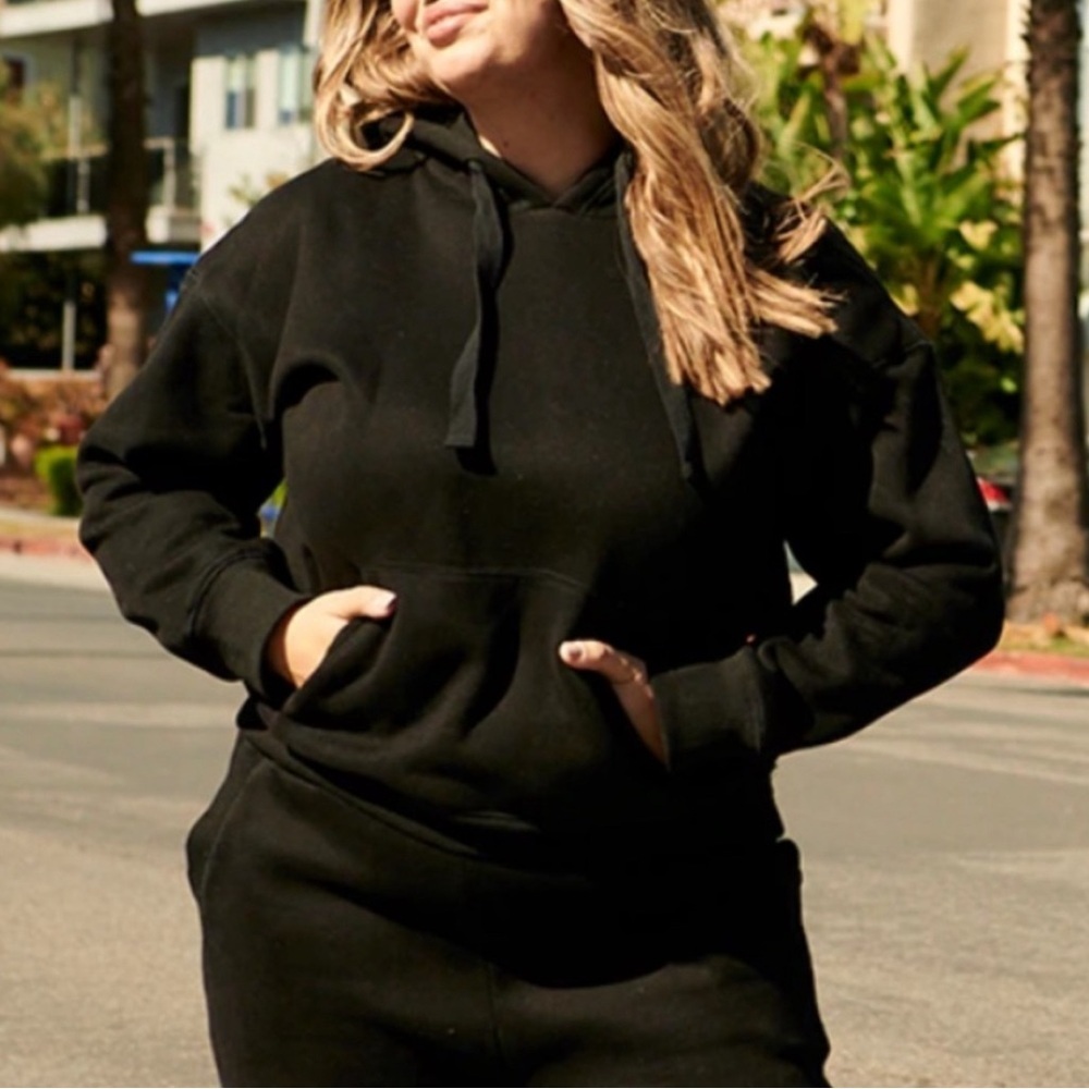 NEW with tags Poppy & Peonies Staycation Hoodies size XXXL